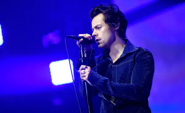 已结束 - Harry Styles哈卷加拿大演唱会